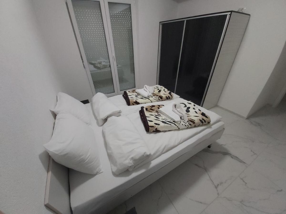 Xxl Apartments City Centar 1 Bitola Ngoại thất bức ảnh