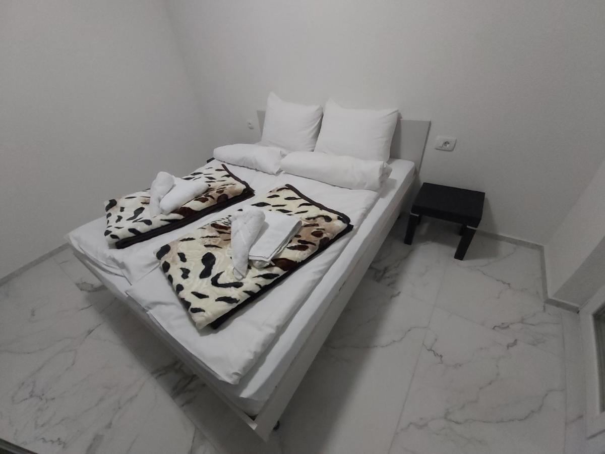 Xxl Apartments City Centar 1 Bitola Ngoại thất bức ảnh